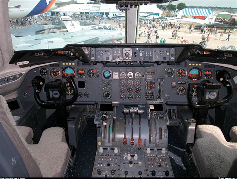 dc 10 cockpit